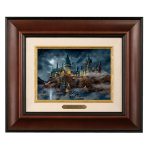 Kinkade Brushworks: Harry Potter Hogwarts Castle (Classic Burl Frame)