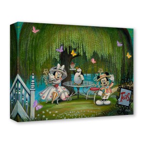 Treasures on Canvas: Minnie Poppins by Bob Doucette